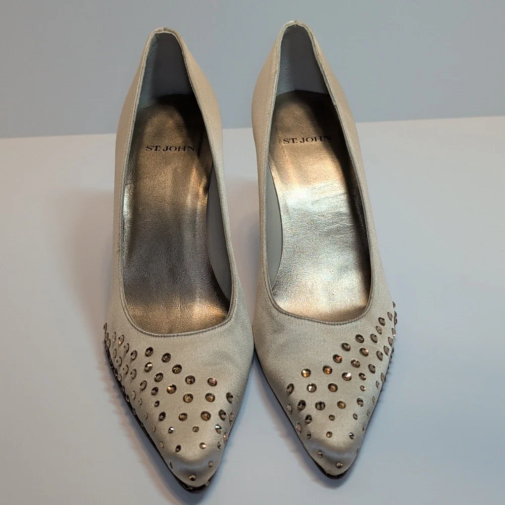 St. John Satin Embellished Studded Formal Evening Heels Size 8